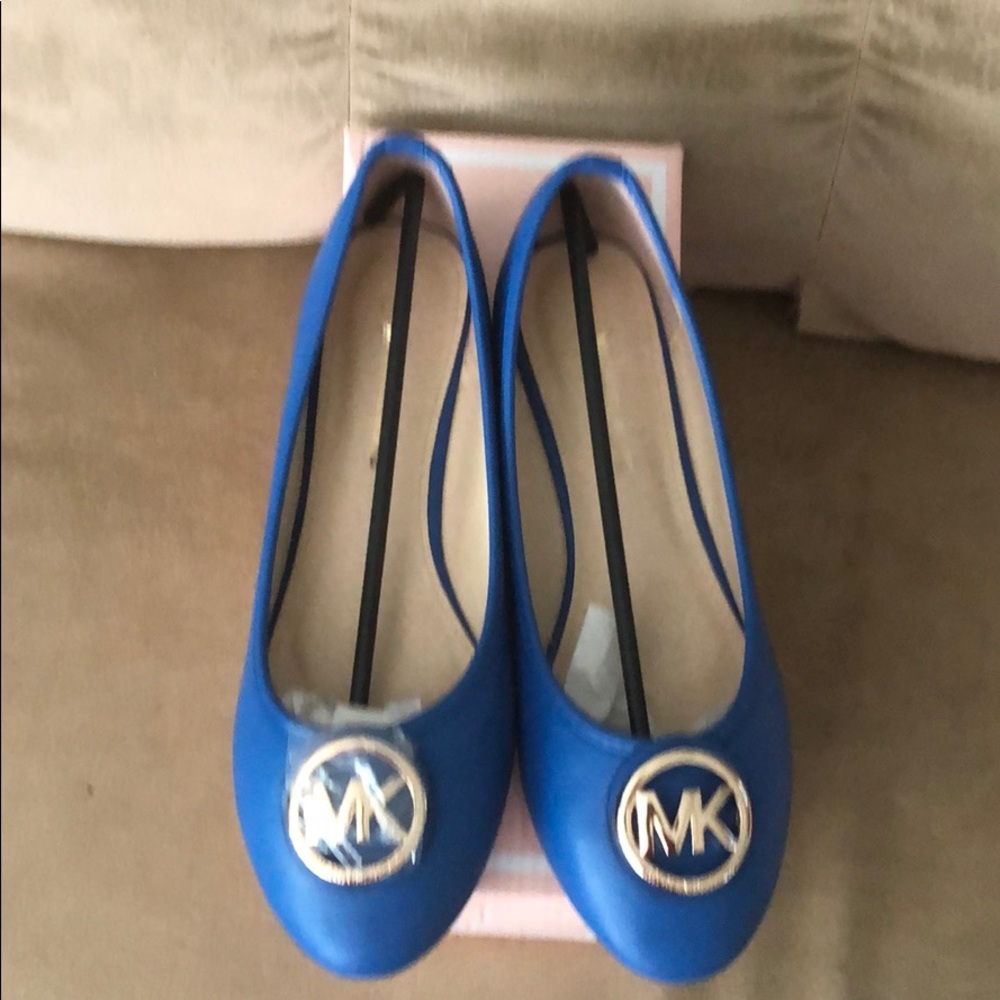 Michael kors flats